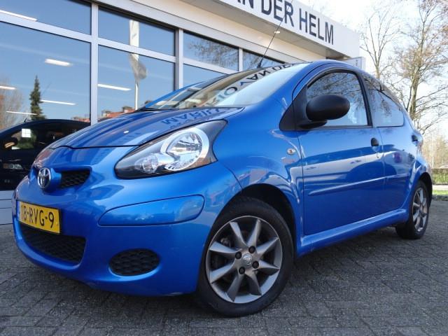 Toyota Aygo 1.0-12V Now, Voorwielaandrijving, Euro 5, Stof, Gebruikt