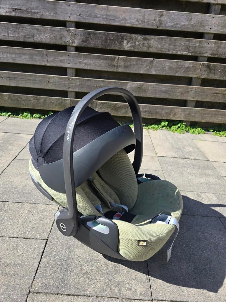 Cybex Cloud T i-Size + Base T (Isofix) – Zwart, Kinderen en Baby's, Autostoeltjes, Zo goed als nieuw, Overige merken, 0 t/m 13 kg