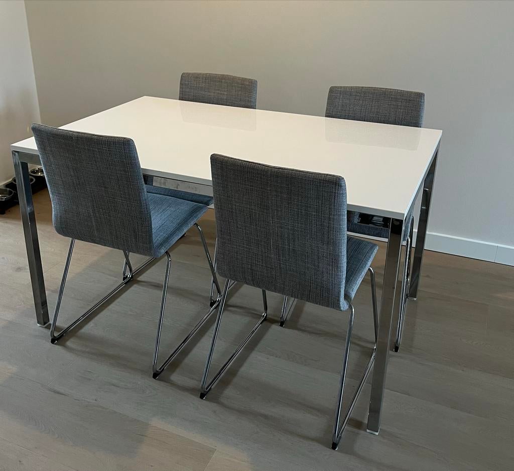 Complete eethoek: Ikea TORSBY eettafel & 4 LILLANAS stoelen, Huis en Inrichting, Tafels | Eettafels, Gebruikt, 50 tot 100 cm, 100 tot 150 cm