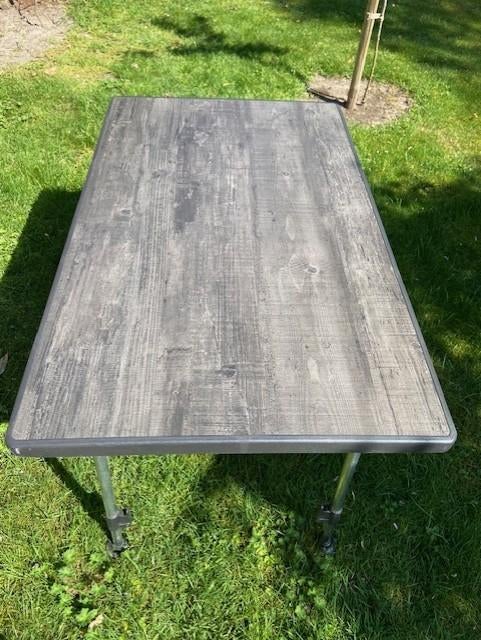 campeer artikelen, Ophalen, Zo goed als nieuw