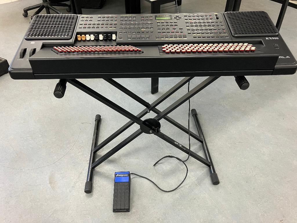 Orla KX900 Keyboard, Muziek en Instrumenten, Gebruikt, Overige aantallen, Met standaard, Ophalen