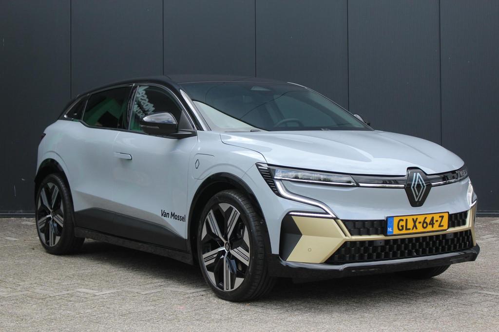 Renault Megane E-Tech EV60 Optimum Charge Iconic | Google Na, Auto's, Renault, 33 min, 900 kg, Adaptive Cruise Control, Hatchback