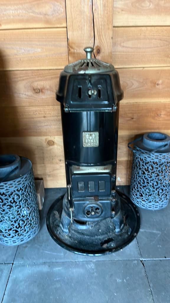 Potkachel, compleet met vloerplaat, Huis en Inrichting, Kachels, Ophalen, Zo goed als nieuw, Hout, Gaskachel