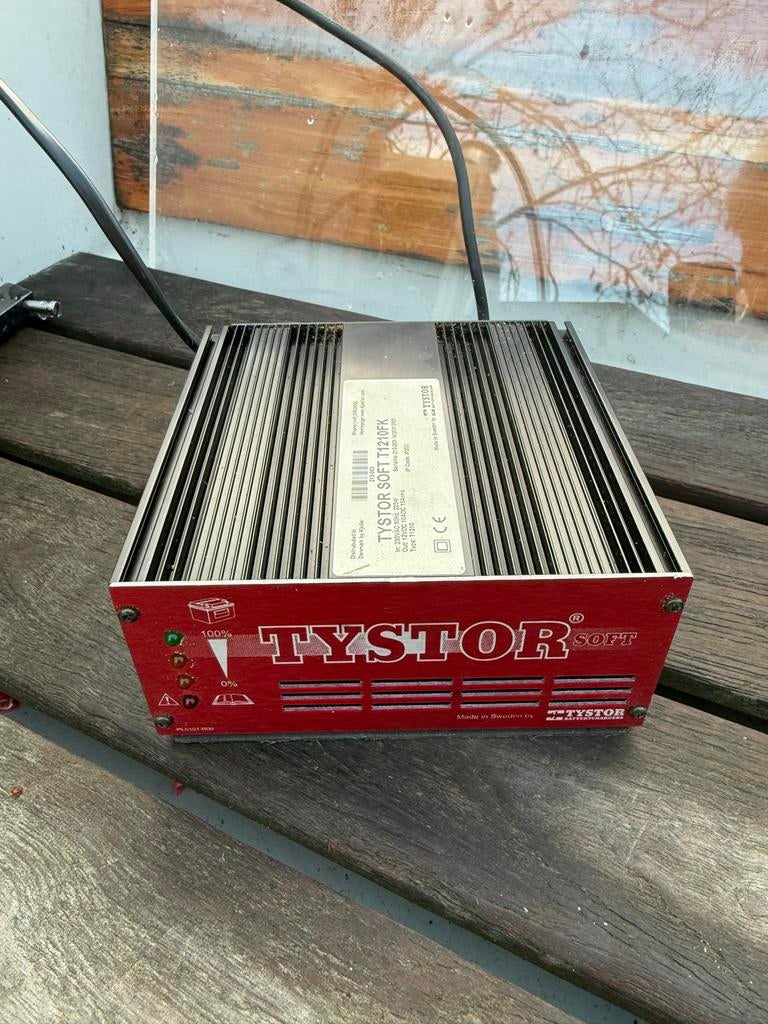 Tystor Soft T1210FK acculader, Ophalen of Verzenden, Gebruikt, Universele onderdelen