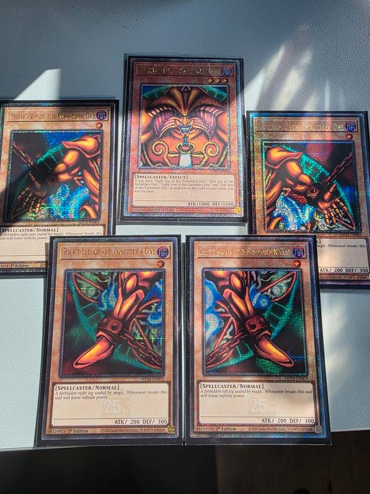 ️Yu-Gi-Oh Exodia Quarter Century 1st Edition full set️, Hobby en Vrije tijd, Verzamelkaartspellen | Yu-gi-Oh!, Zo goed als nieuw
