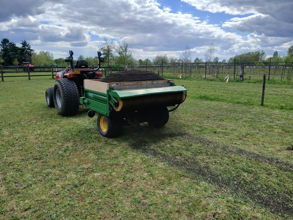 Nimos bezander bezandingswagen topdresser, Zakelijke goederen, Agrarisch | Werktuigen, Ophalen, Zaaien, Planten of Poten