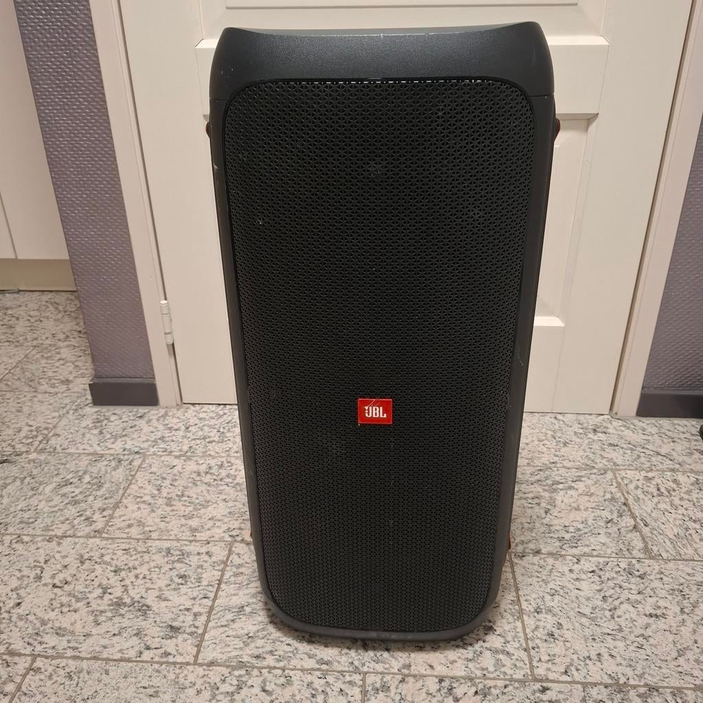 JBL Partybox 310 - Defect voor onderdelen/reparatie, Ophalen, JBL, Overige typen, Niet werkend