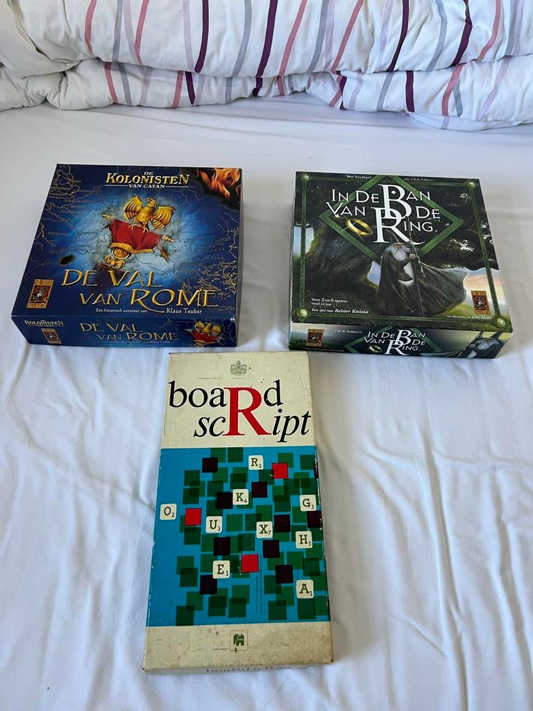 Bordspellen: Kolonisten van Catan, In de Ban van de Ring, Bo, Drie of vier spelers, Ophalen of Verzenden, Gebruikt