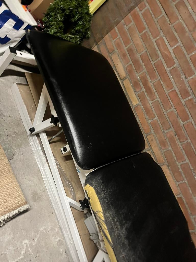 Elektrisch verstelbaar massagebed, Sport en Fitness, Massageproducten, Ophalen, Gebruikt, Massagetafel