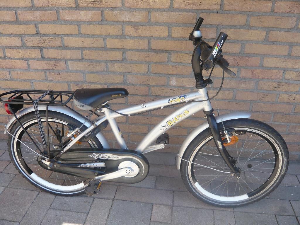 mooie stoere  20inch batavus dragon zilvergrijs-met zwart, Fietsen en Brommers, Fietsen | Jongens, Ophalen, Gebruikt, 20 inch