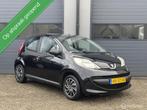 Peugeot 107 1.0-12V XR Uitvoering / 5DRs_ Navi, Auto's, Peugeot, Voorwielaandrijving, 4 stoelen, Origineel Nederlands, Bedrijf