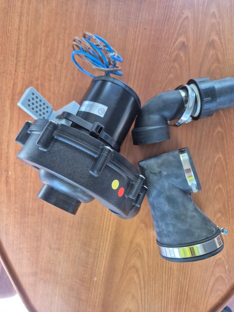 Boot Toilet Electrische pomp 12V Laguna Hydro-Vacuum, Ophalen of Verzenden, Nieuw, Kombuis en Sanitair