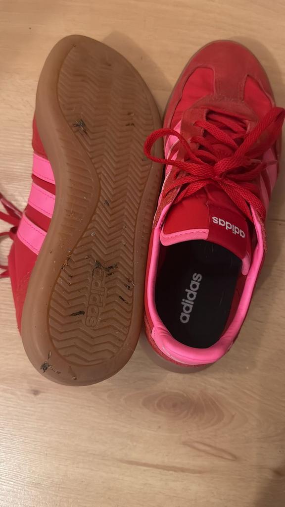 Gedragen Adidas barreda gezocht, Verzenden, Gedragen, Sneakers of Gympen