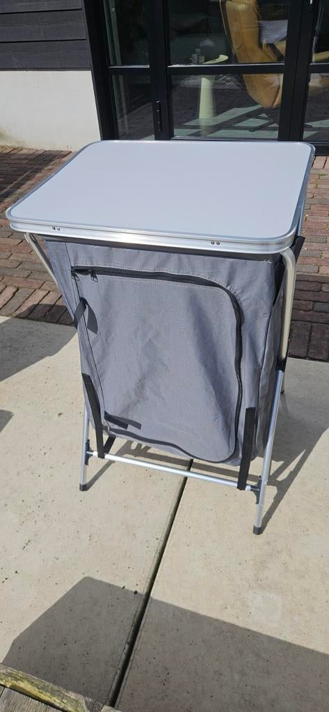 Kampeer kastje inklapbaar in tas br.60x d.49xh.92cm, Ophalen of Verzenden, Campingkast