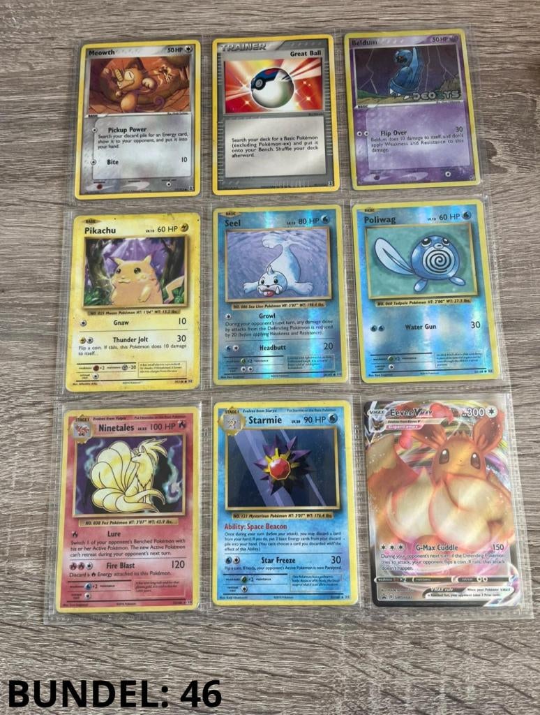 Pokemon Ninetales V 2000–2021 – Bundel 46, Ophalen of Verzenden, Gebruikt, Meerdere kaarten
