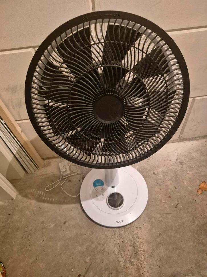 Duux Whisper Ventilator Wit, Witgoed en Apparatuur, Ventilatoren, Statiefventilator, Verzenden