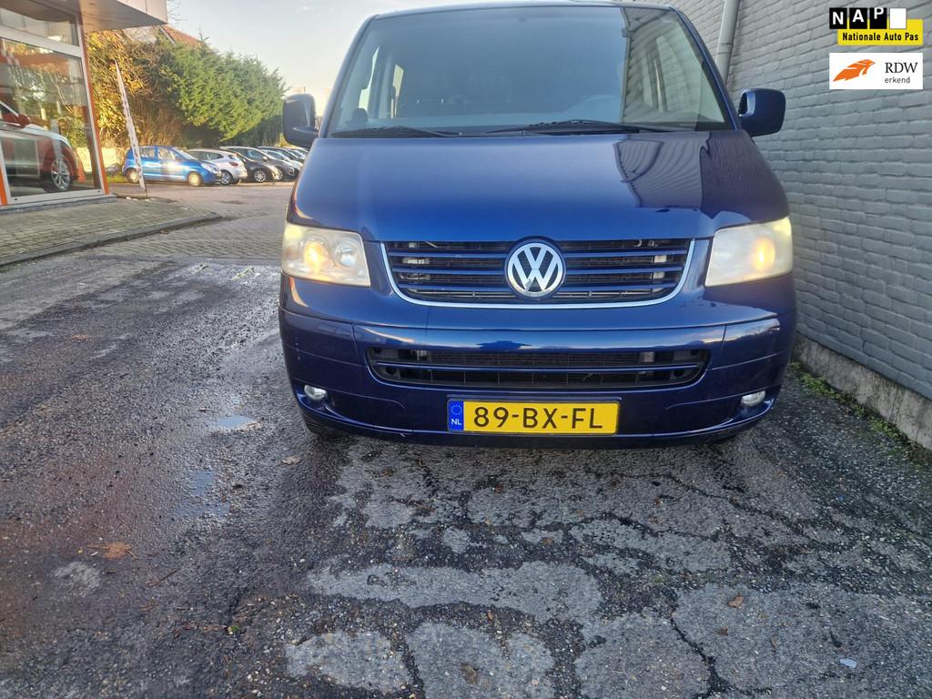 Volkswagen Transporter 2.5 TDI 340 Trendline DC dubbele schu, Auto's, Bestelauto's, Gebruikt, Zwart, 2020 kg, Bedrijf