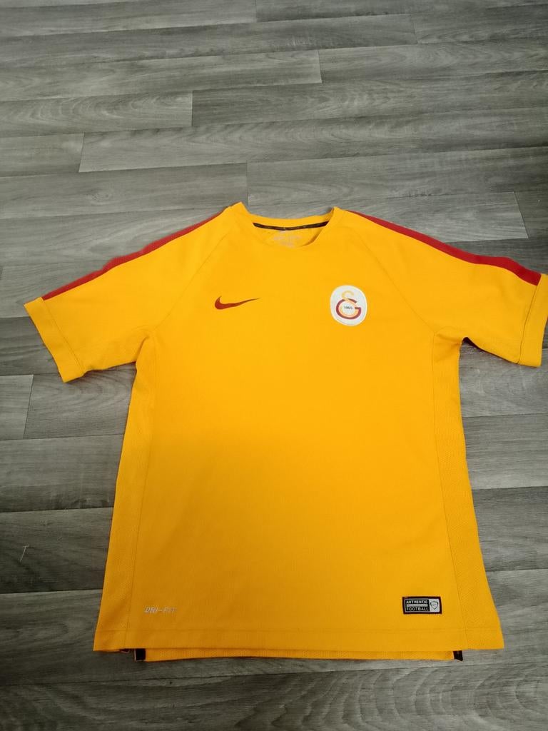Galatasaray Istanbul Voetbalshirt Maat M, Maat M, Ophalen of Verzenden, Zo goed als nieuw, Shirt