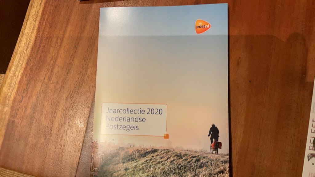 2020 Jaarcollectie postzegels, Verzenden, Zo goed als nieuw