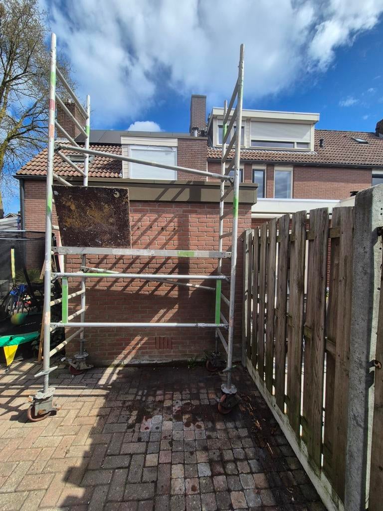 Layher Rolsteiger Compleet met Zwenkwielen +- 4 meter pro, Ophalen