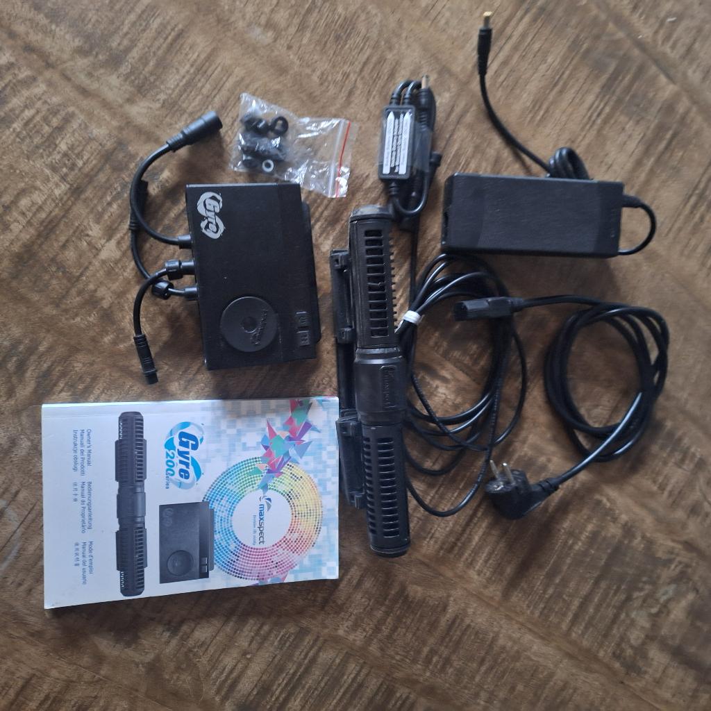Maxspect Gyre XF230 stromingspomp incl. Controller + ballast, Ophalen of Verzenden, Zo goed als nieuw