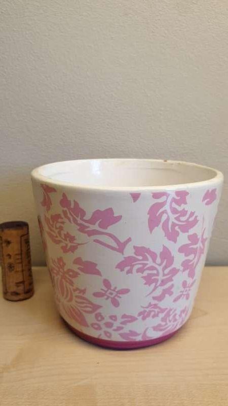 Bloempot, wit, roze print, hoogte 9cm, binnen diameter 9,5cm, Tuin en Terras, Bloempotten, Rond, Ophalen of Verzenden, Aardewerk