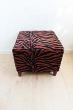 Hocker Poef Bruin Zwart Zebra Print (4756), Ophalen, Zo goed als nieuw, Stof, 50 tot 75 cm