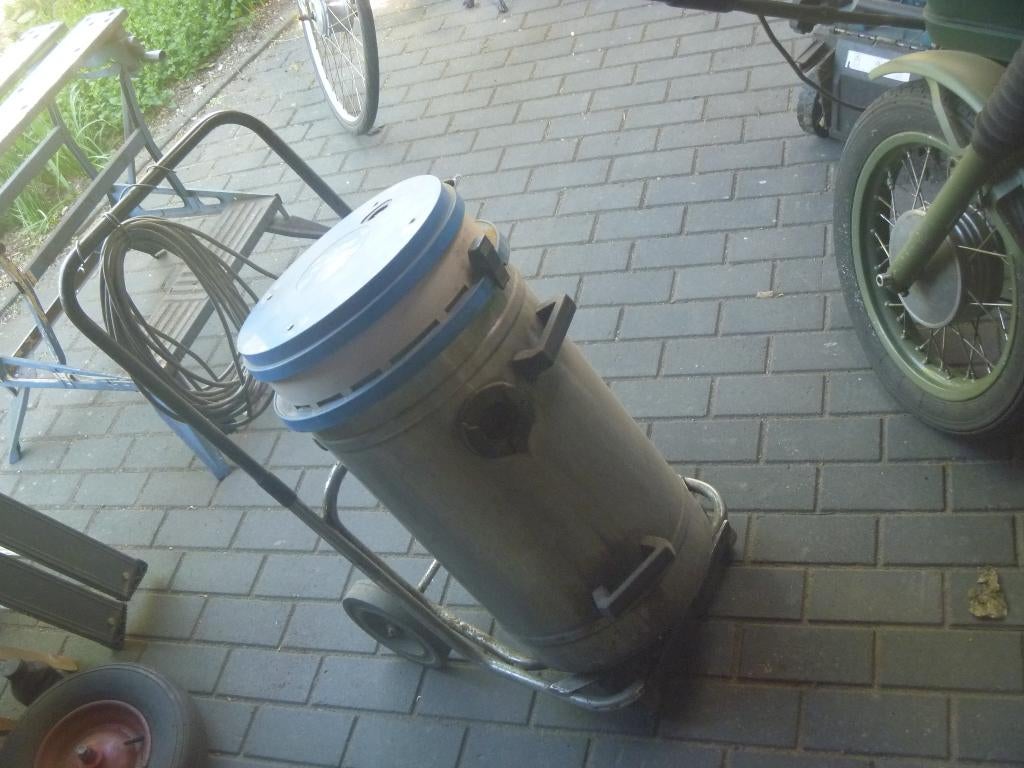 Bouwstofzuiger, Doe-het-zelf en Verbouw, Ophalen, Gebruikt