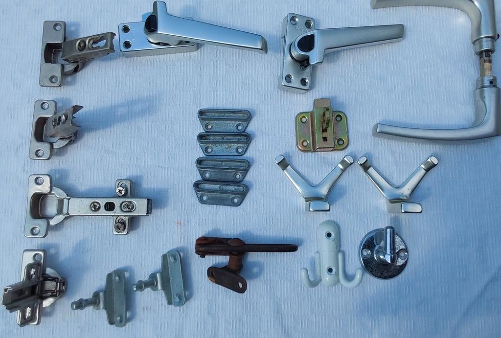 Diverse partij hang- en sluitwerk, Doe-het-zelf en Verbouw, Hang- en Sluitwerk, Ophalen of Verzenden