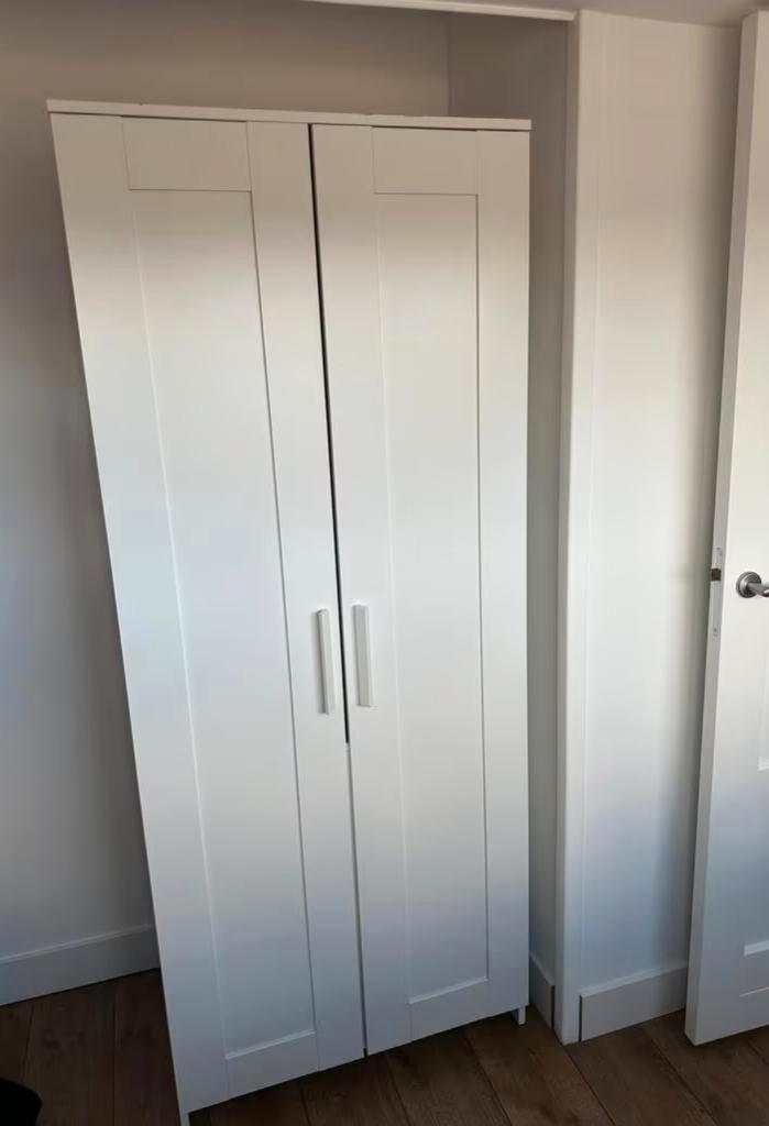 Brimnes kledingkast 2 doors wardrobe Ikea wit, Huis en Inrichting, Kasten | Kledingkasten, Zo goed als nieuw, 150 tot 200 cm, 50 tot 100 cm