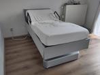 Handig Hoog-Laag bed, pas 1 jaar oud, Diversen, Verpleegmiddelen, Ophalen of Verzenden, Zo goed als nieuw