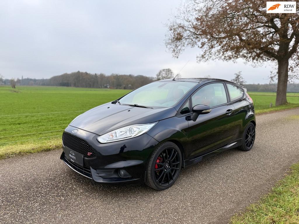 Ford Fiesta 1.6 ST AIRCO / PARKEERSENSOREN / NIEUWE APK, Voorwielaandrijving, 1596 cc, 1063 kg, 4 cilinders