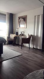 Kamer te huur in Spijkenisse (geen Inschrijving ), Rotterdam