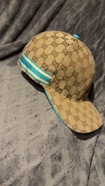 Gucci pet limited edition, Ophalen of Verzenden, Nieuw, 57 cm (M, 7⅛ inch) of minder, Pet