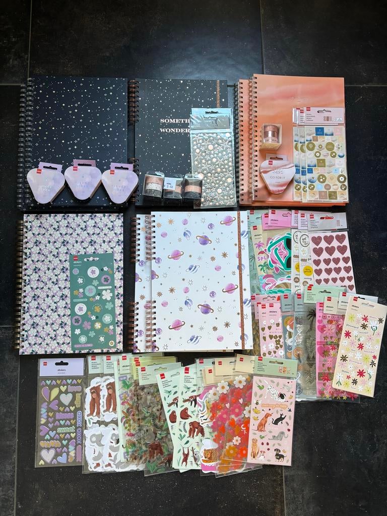 HEMA Scrapbook set: 8 boeken, stickers & washi tape (nieuw), Hobby en Vrije tijd, Scrapbooking, Ophalen of Verzenden, Nieuw, Album of Boek