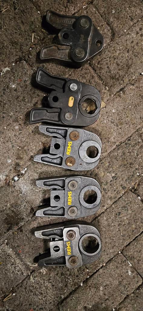 Viega Megapress persbekken  en V- profiel, Doe-het-zelf en Verbouw, Gereedschap | Handgereedschap, Gebruikt, Ophalen