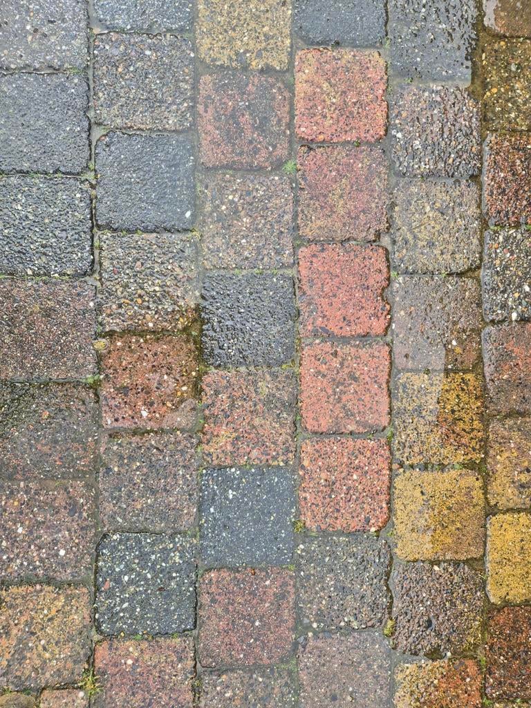 GRATIS af te halen koppelstones VOOR 9 MEI, Ophalen, Gebruikt, Beton, Klinkers
