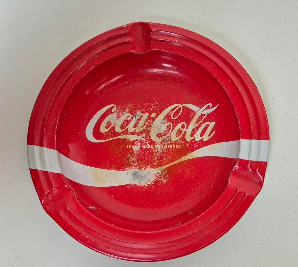 Vintage, blikken Coca-Cola asbak, Ophalen of Verzenden, Gebruikt, Gebruiksvoorwerp