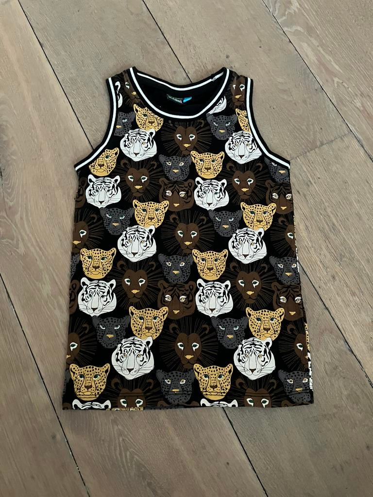 Mooi mouwloos shirt maat 128 134, Kinderen en Baby's, Kinderkleding | Maat 128, Ophalen of Verzenden, Zo goed als nieuw, Jongen