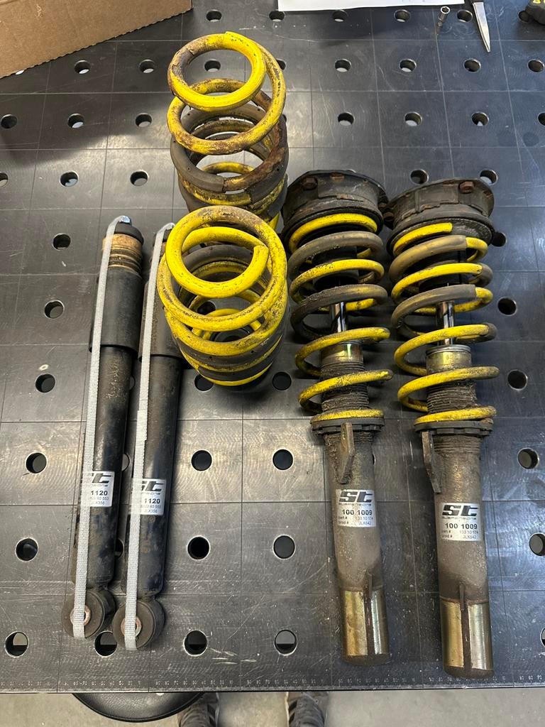 ST Suspension Schroefset Seat Leon (2019) 5F st, Ophalen, Gebruikt, Seat