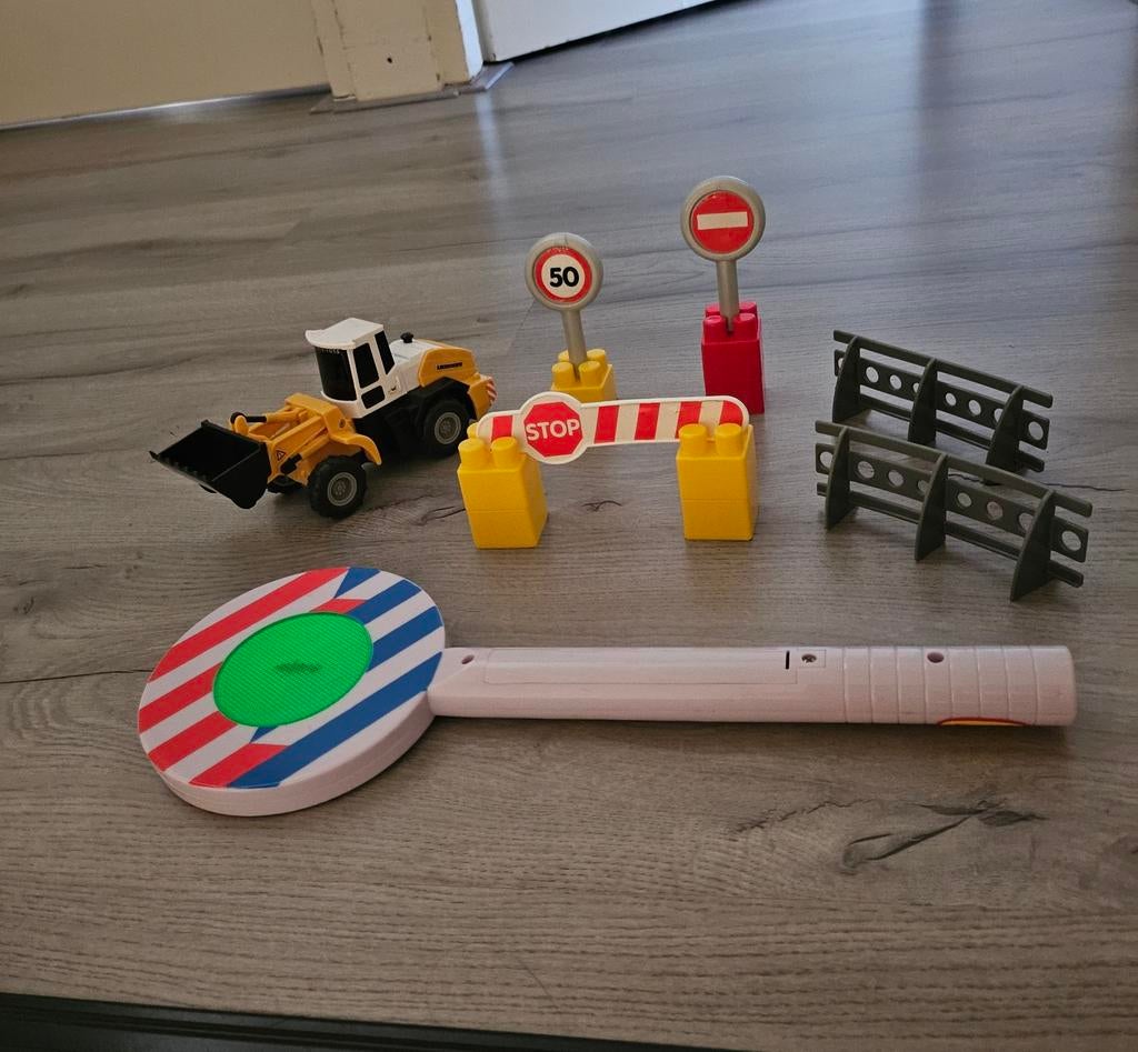 verkeers borden /pion/ bulldozer, Ophalen, Zo goed als nieuw