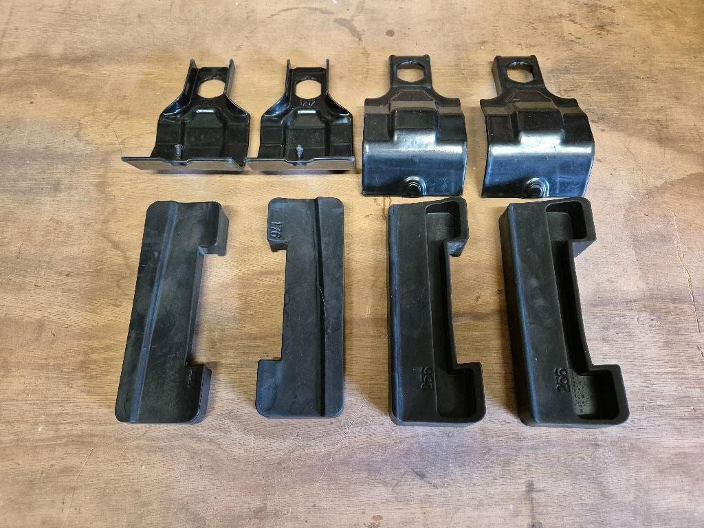 Thule 1674 Kit Rapid System - Adattatore Per Fissaggio Piedi Thule 754 Su Auto Con Tetto Normale - 2