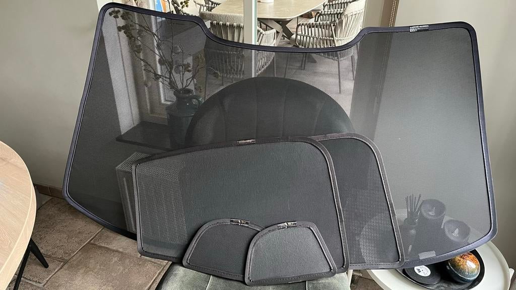 Zonneschermen Volvo S60 2022 - Achterramen, Ophalen of Verzenden, Zo goed als nieuw