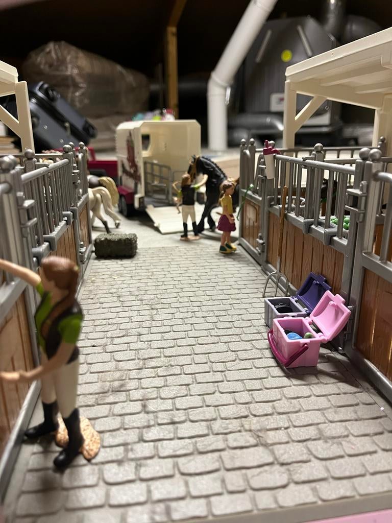 Schleich stal complete set + veel accessoires, Ophalen, Gebruikt, Jongen of Meisje