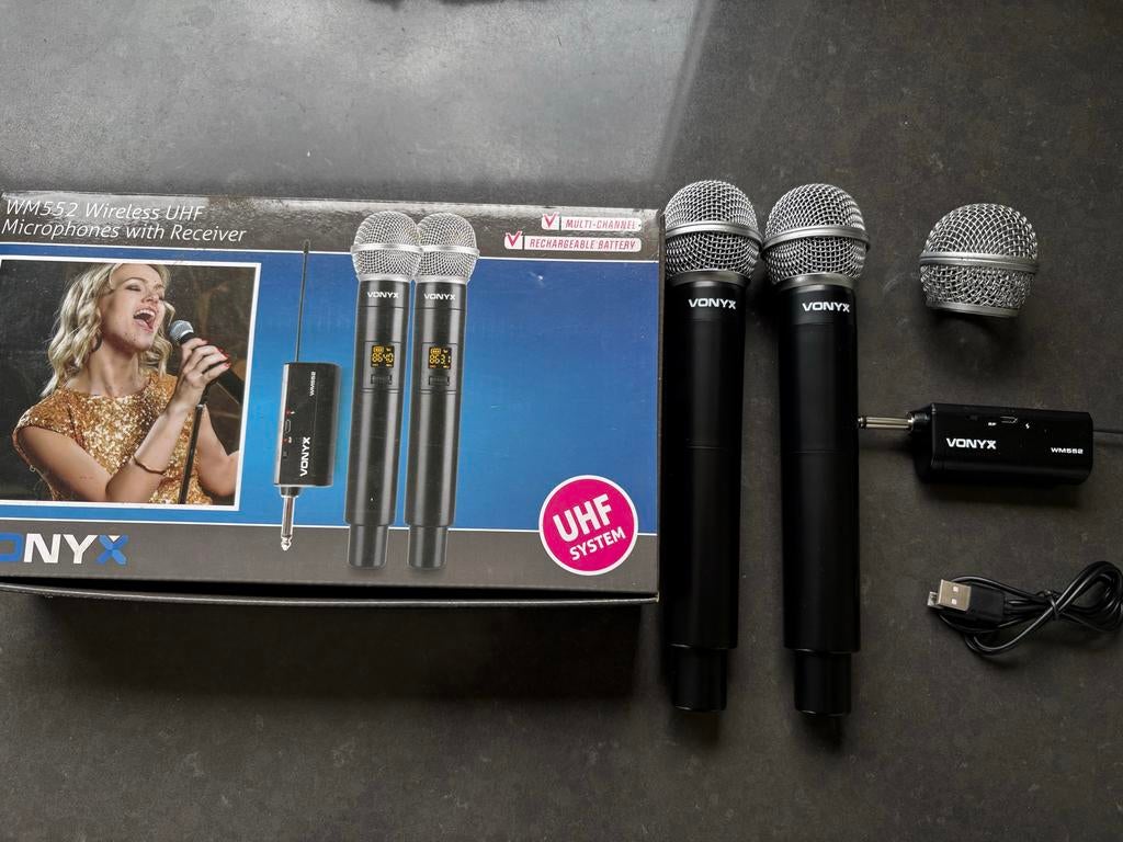 Nieuwe Vonyx WM552 Draadloze UHF 2 Microfoons Set, Ophalen of Verzenden, Nieuw, Zangmicrofoon, Draadloos