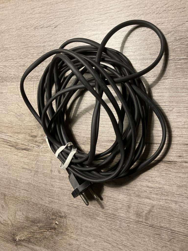 Zwart snoer met stekker, 6 meter, Ophalen of Verzenden, Gebruikt, Kabel of Snoer