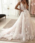 Luxe nieuwe trouwjurk Orphelia €849 34 36 38 40 42 44 46, Ophalen, Nieuw, Overige kleuren, Trouwjurk