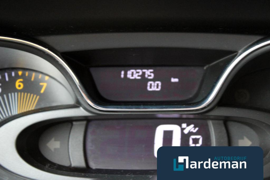 Renault Captur 1.2 TCe Helly Hansen Navi Clima, Auto's, Euro 5, 4 cilinders, Leder en Stof, 19 km/l