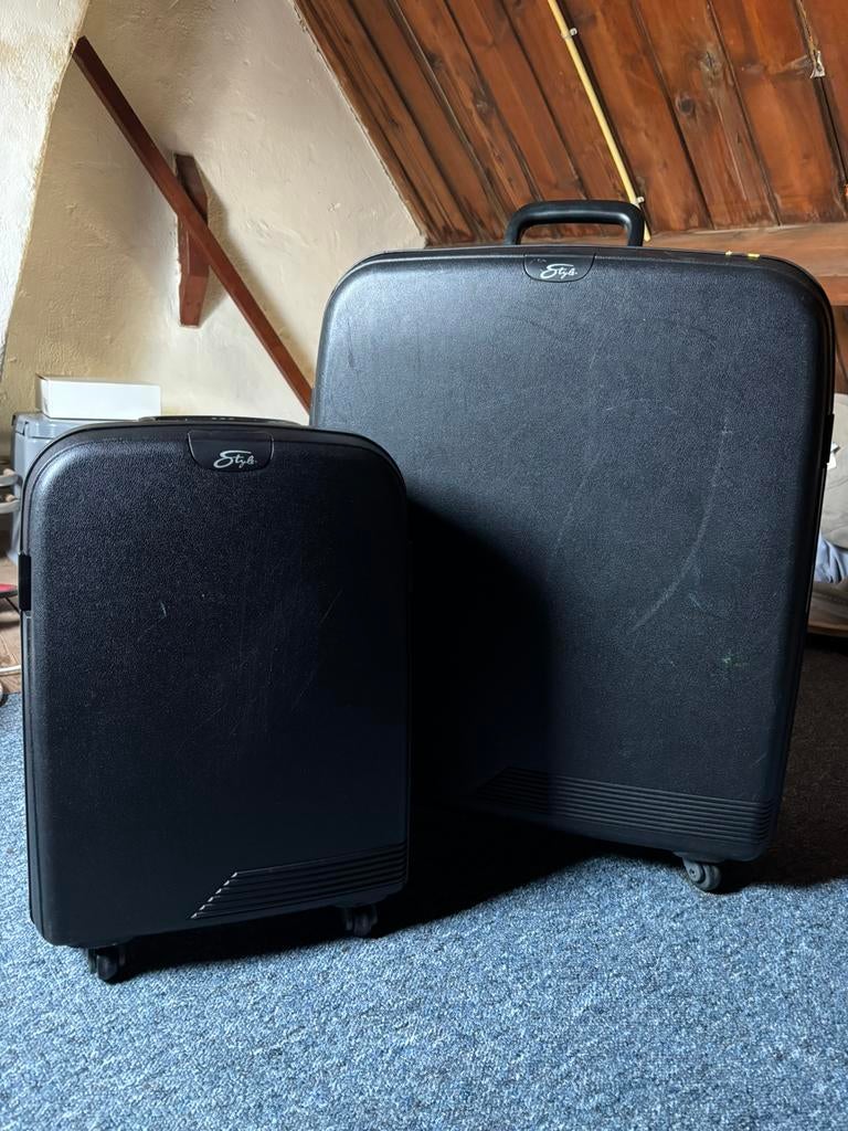 Set Koffers, Ophalen of Verzenden, Zo goed als nieuw, Hard kunststof