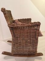 Schommelstoel, Ophalen, Zo goed als nieuw, Bruin, Eén